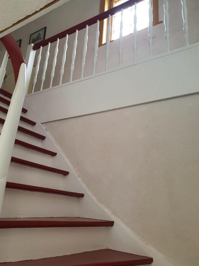 Ruhige Ferienwohnung Im Gutshaus Niederorschel Esterno foto